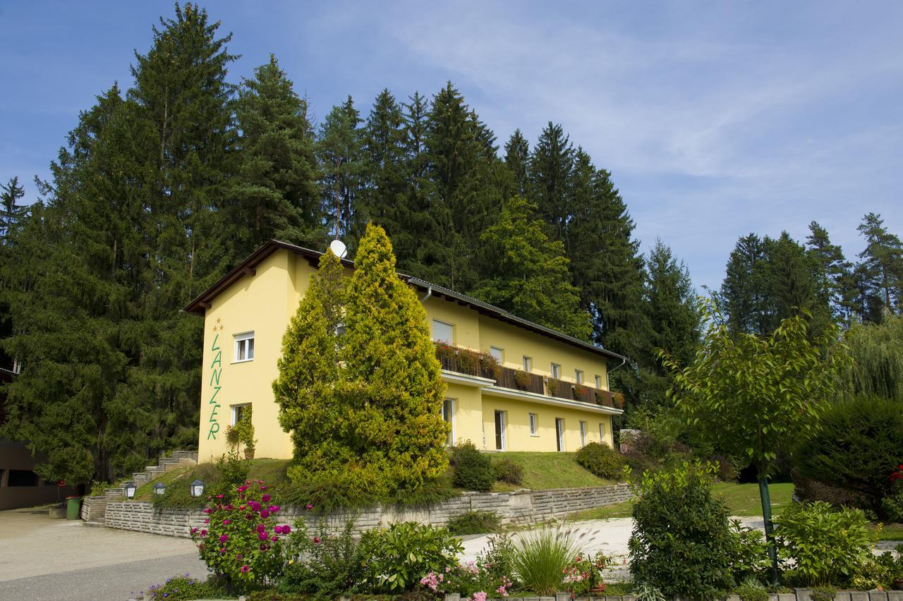 Pension Appartement Lanzer Moosburg Exterior photo